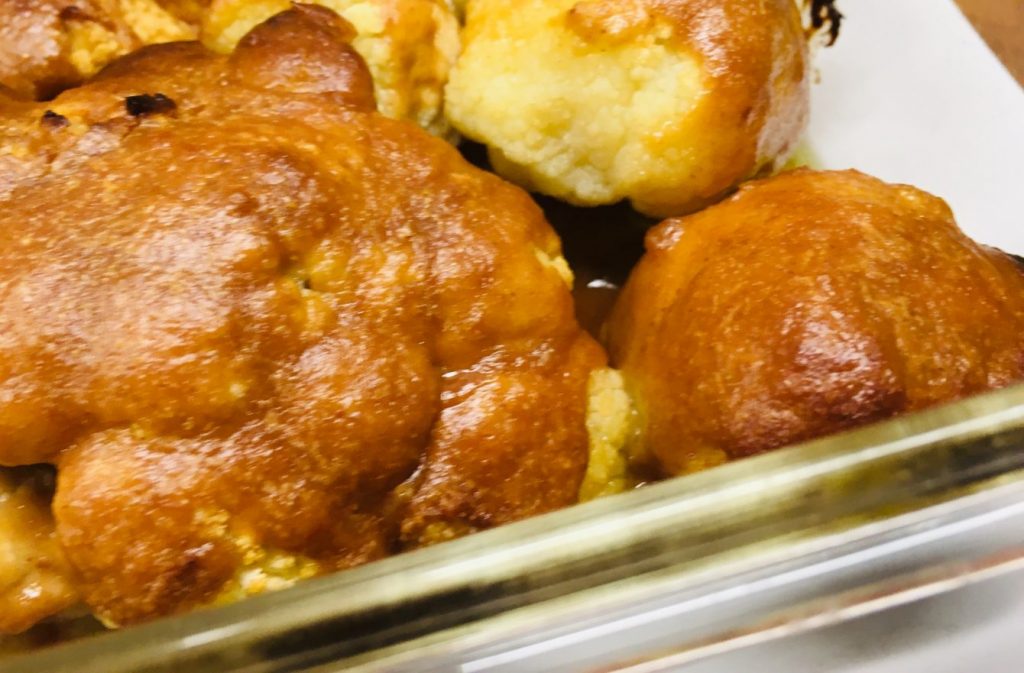 Gerösteter Blumenkohl mit Erdnuss-Miso-Sauce