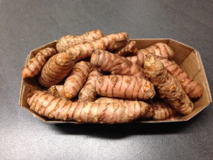 Frische Kurkuma Wurzel