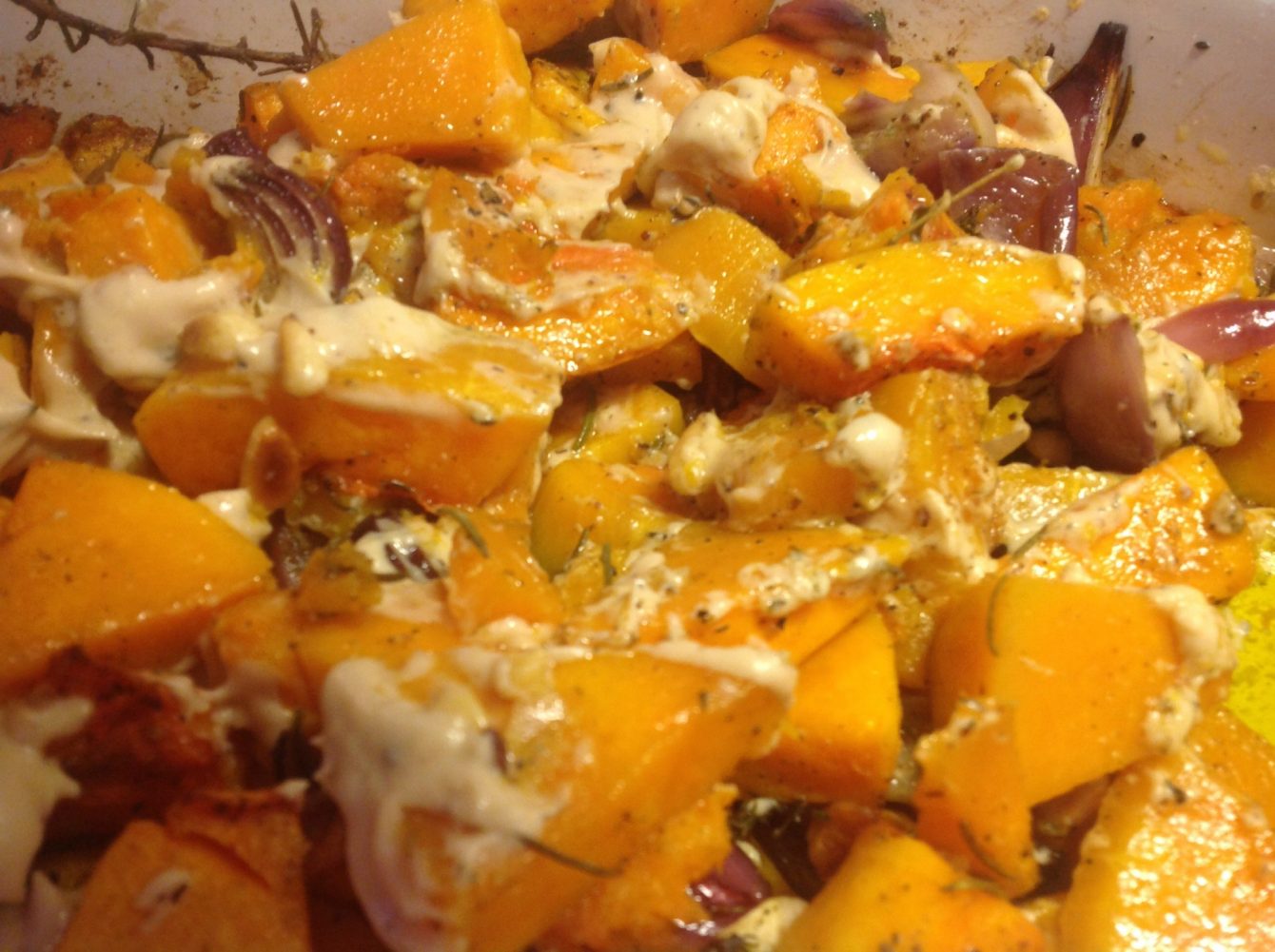 Gerösteter Butternut Kürbis mit Tahine und Za'atar