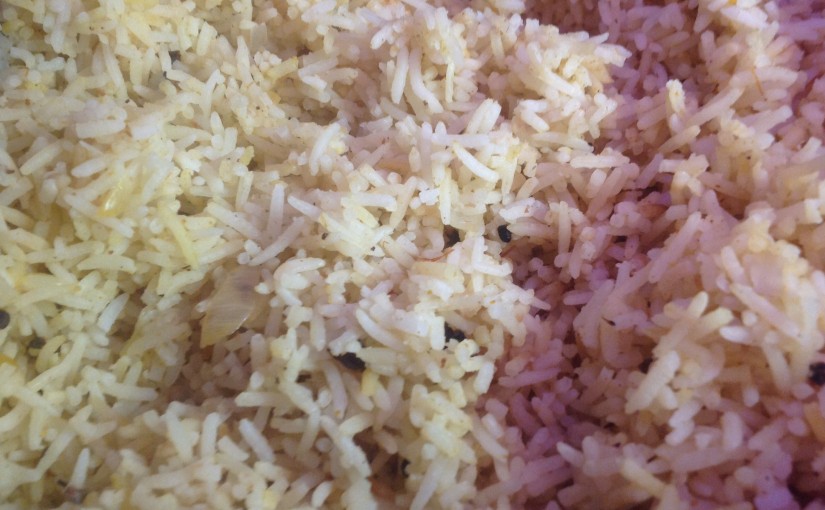 Gewürzreis mit Safran, Zwiebeln, Cumin, Kardamom und Berberitzen