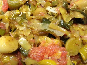 Lauch Salat mit Grapefruit Orange Senf Vinaigrette