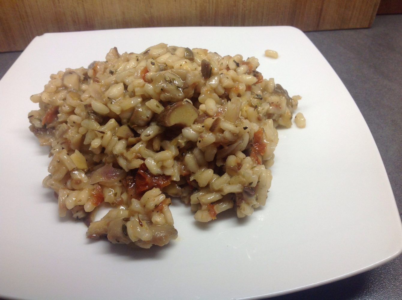Risotto mit Austernpilzen und getrockneten Tomaten