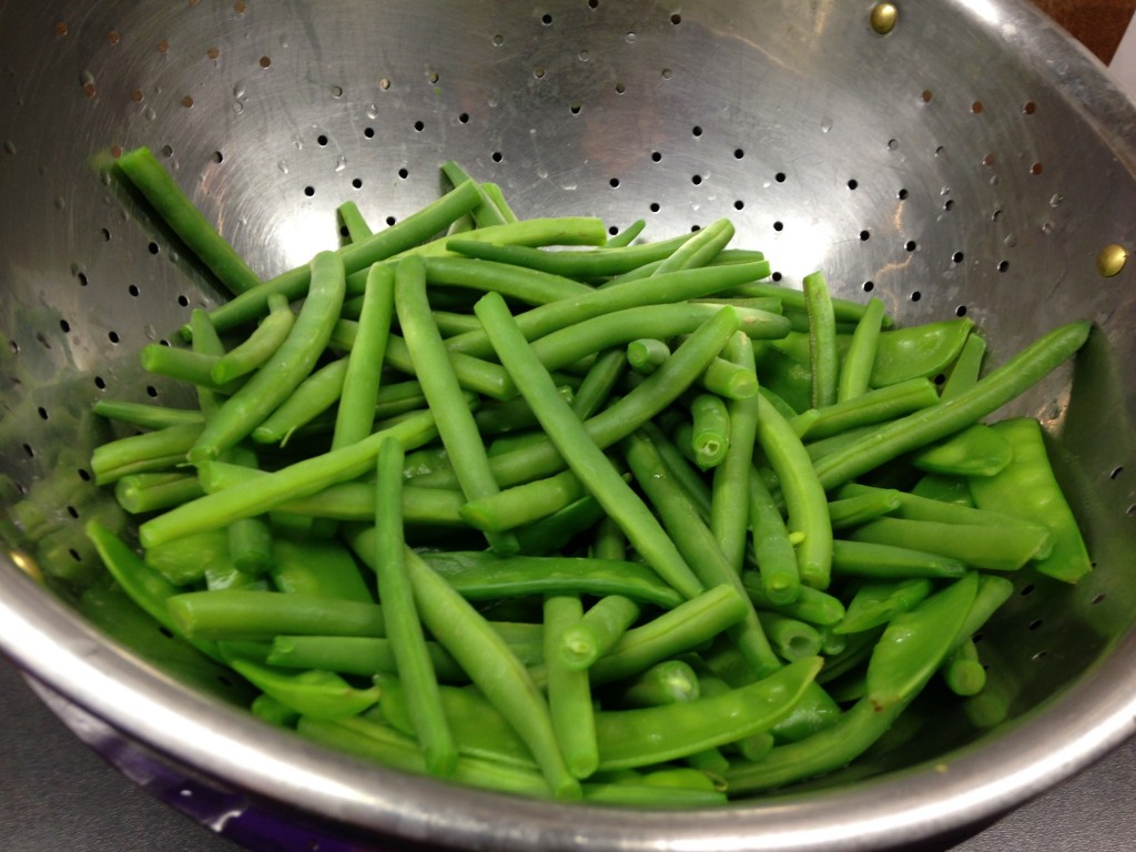 Bohnen und Erbsenschoten