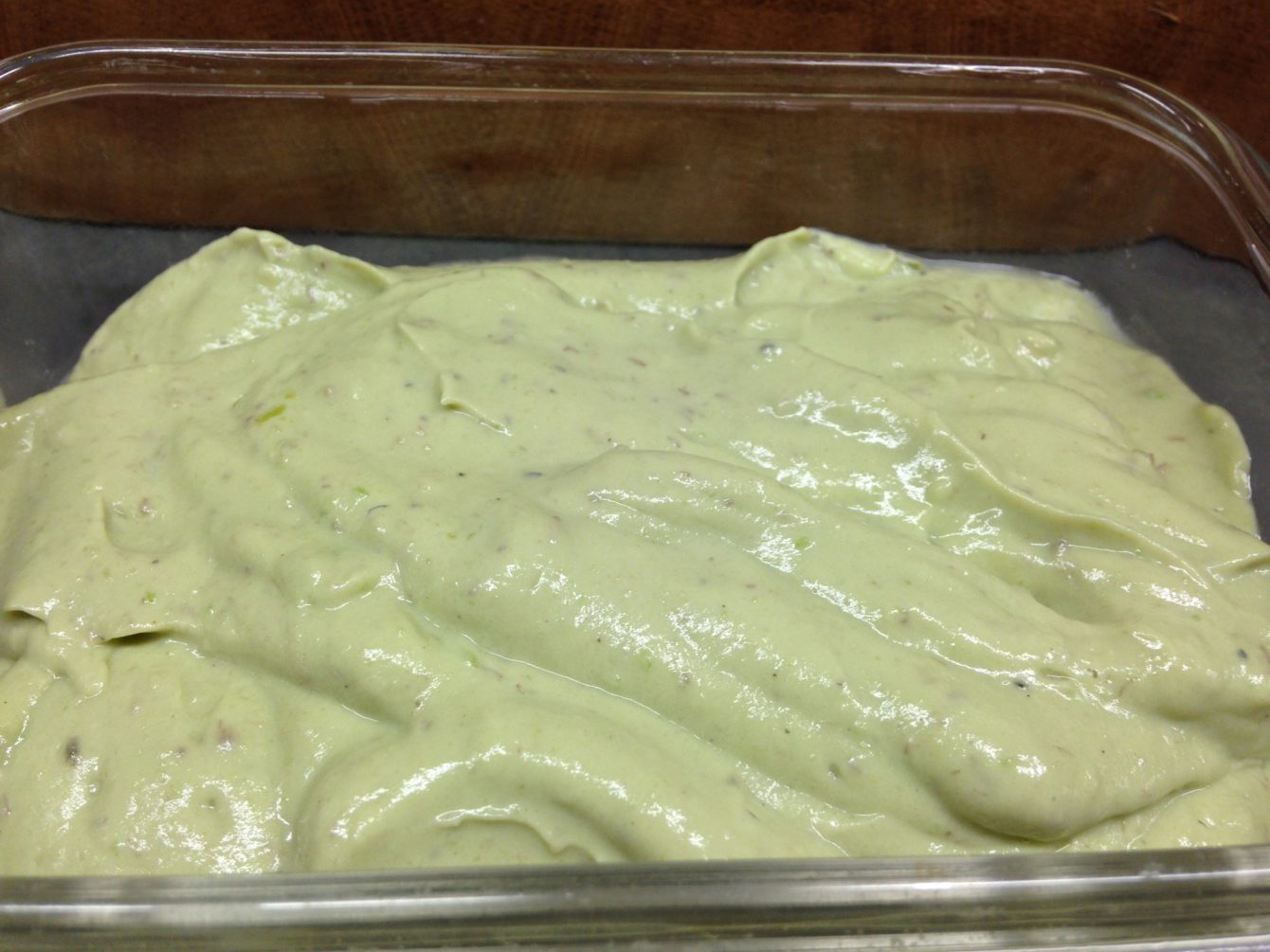Avocado Dip mit Joghurt und Sesam
