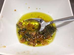 Knoblauch Thymian Öl