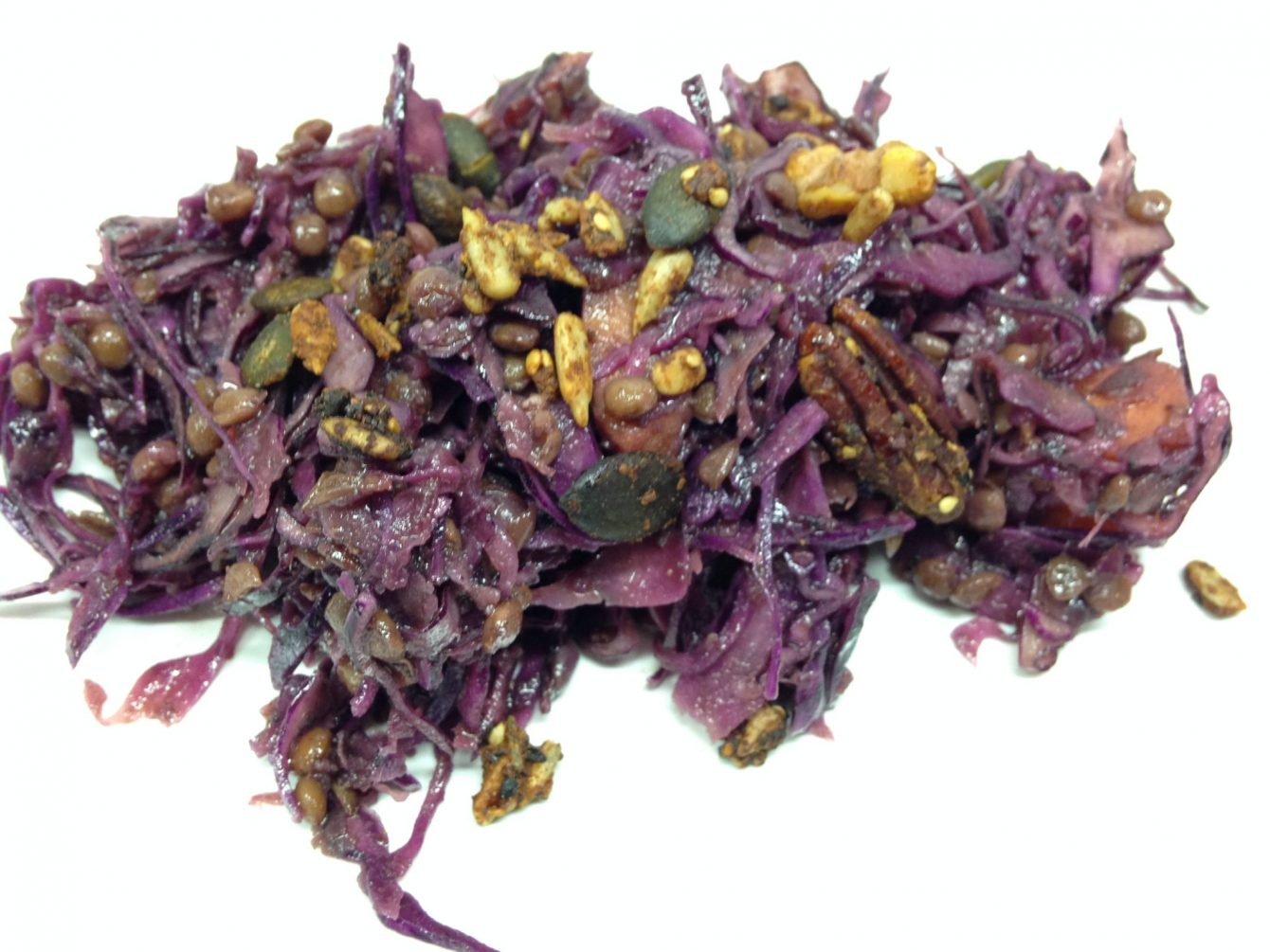 Rotkohl mit Süßkartoffeln, Datteln und Linsen