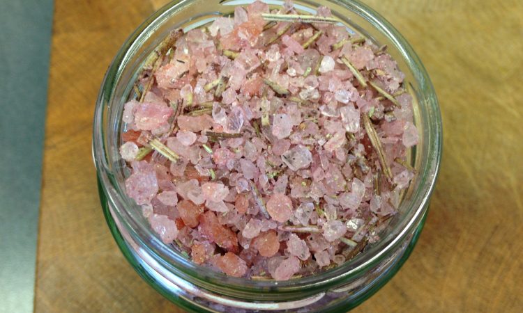 Rotwein Rosmarin Salz