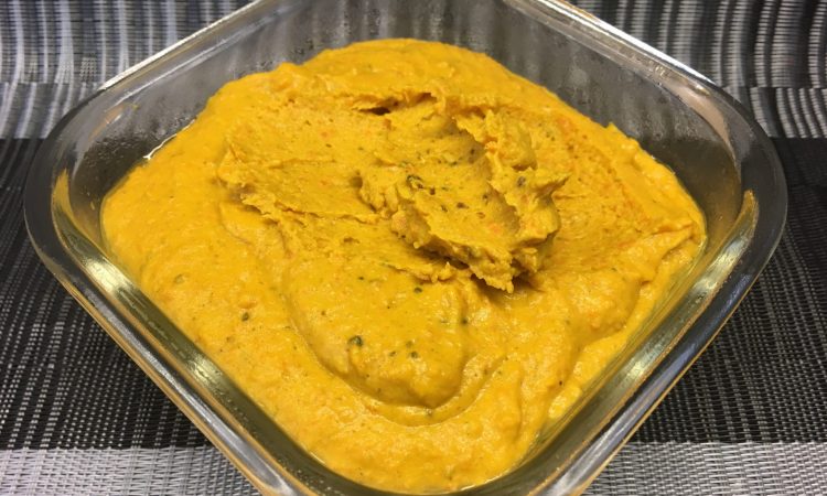 Vegane Käsecreme aus Kartoffeln und Karotten
