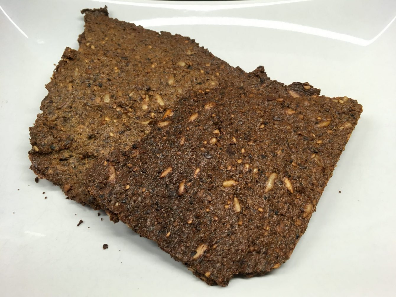 Paleo Zucchini Nuss Rohkost Brot