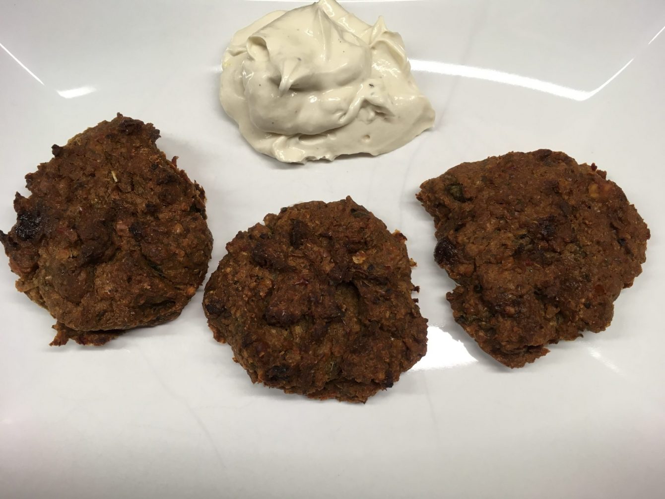 Linsen Burger mit Rosinen und Zwiebeln