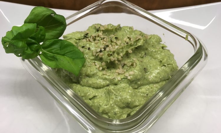 Avocado Hanf Pesto Dip