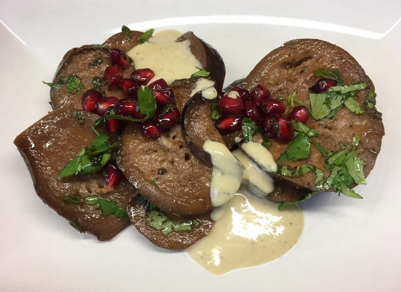 Auberginen mit Granatapfel Koriander Marinade