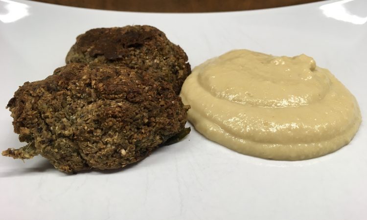 Blumenkohl Hanf Falafel mit Haselnüssen