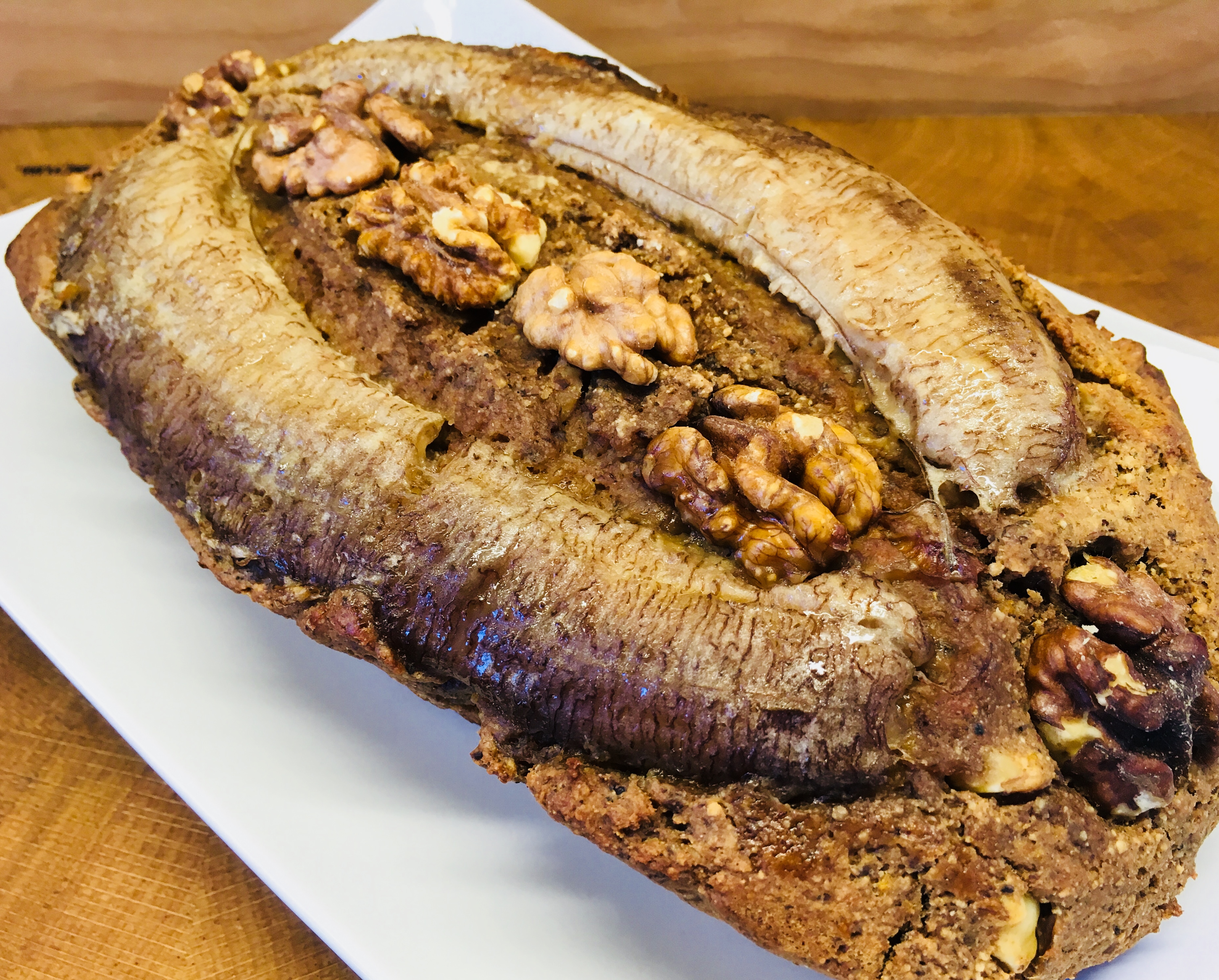 Bananen Brot mit Mandelmus und Walnüssen