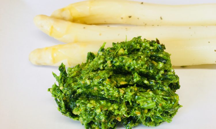 Spargel mit Bärlauchpesto