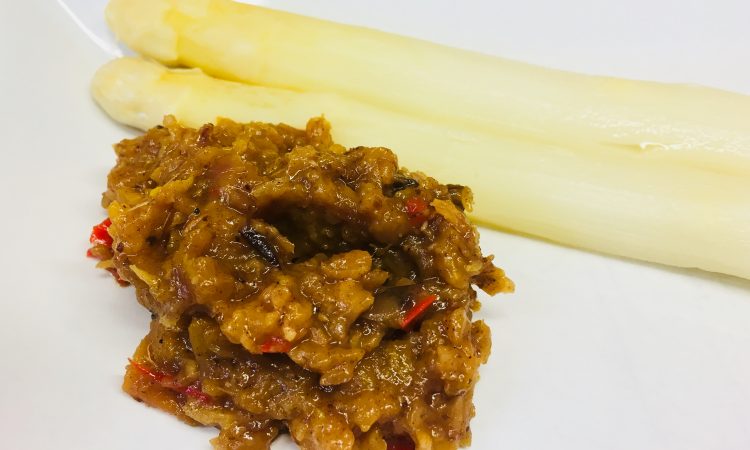 Spargel mit Mispel Chutney