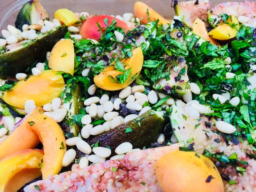 Salat mit Feigen und Roten Zwiebeln mit Honig Senf Dressing