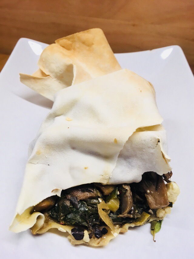 Blätterteig Taschen mit Pilzen, Spinat und Ziegenkäse