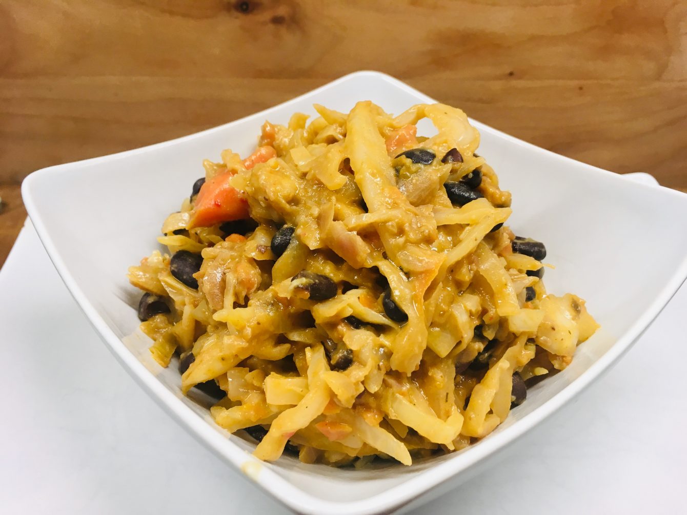 Weißkohl Bananen Erdnuss Eintopf