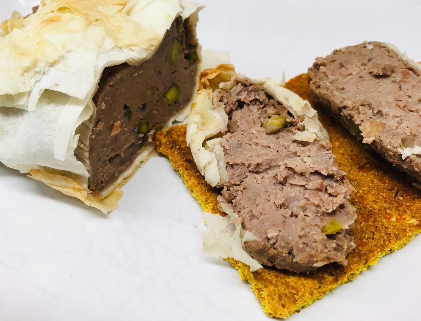 Pastinaken Walnuss Pastete mit Pistazien