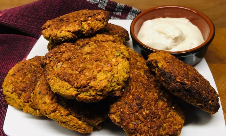 High Fiber Gemüse Linsen Burger mit Blumenkohl