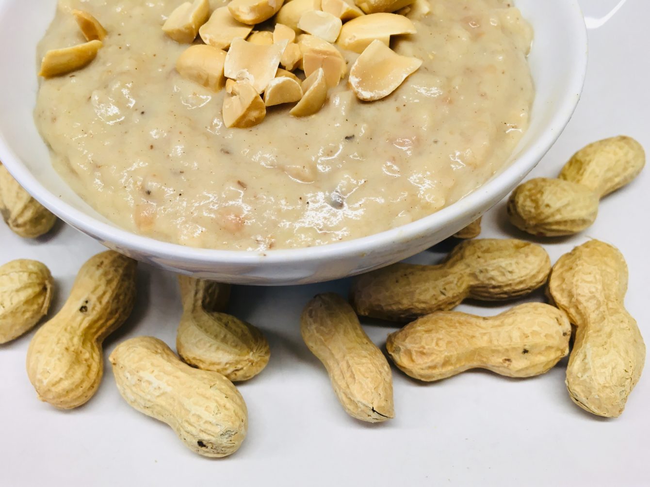 Kokos Bananen Erdnuss Porridge