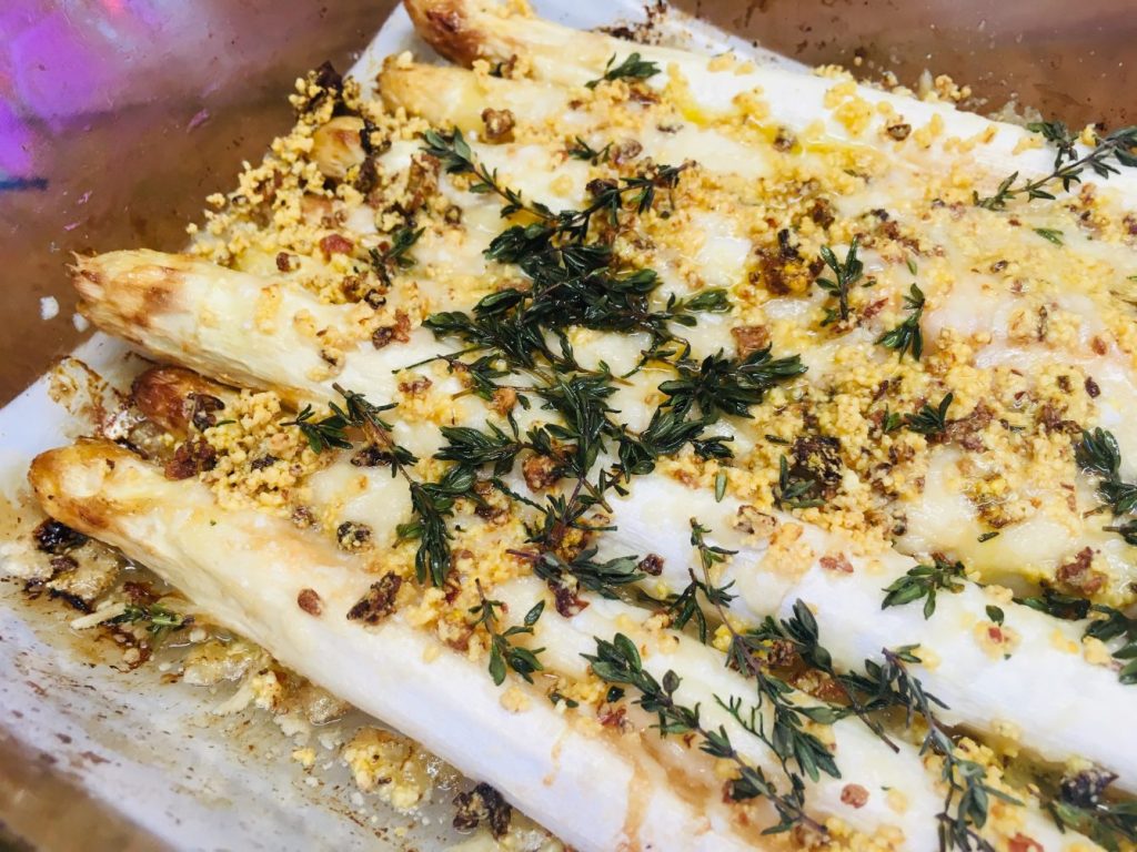 Gratinierter Spargel mit Trüffel Aioli