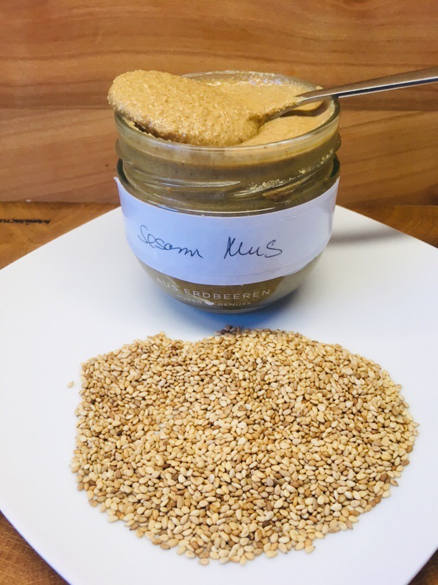 Gesundes Tahini Sesammus selbst gemacht