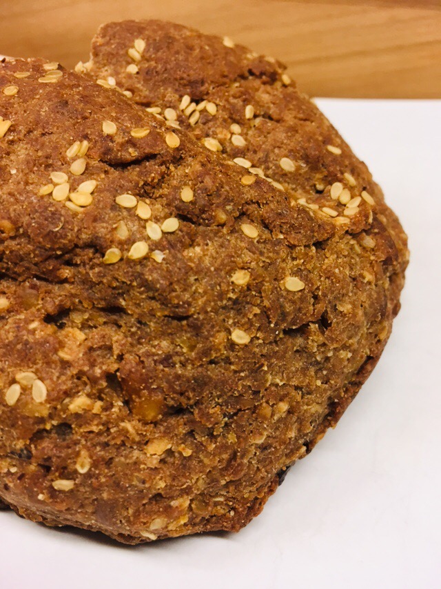 Buchweizen Brot mit Nüssen