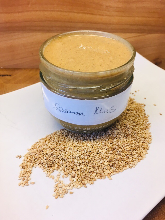 Gesundes Tahini Sesammus selbst gemacht