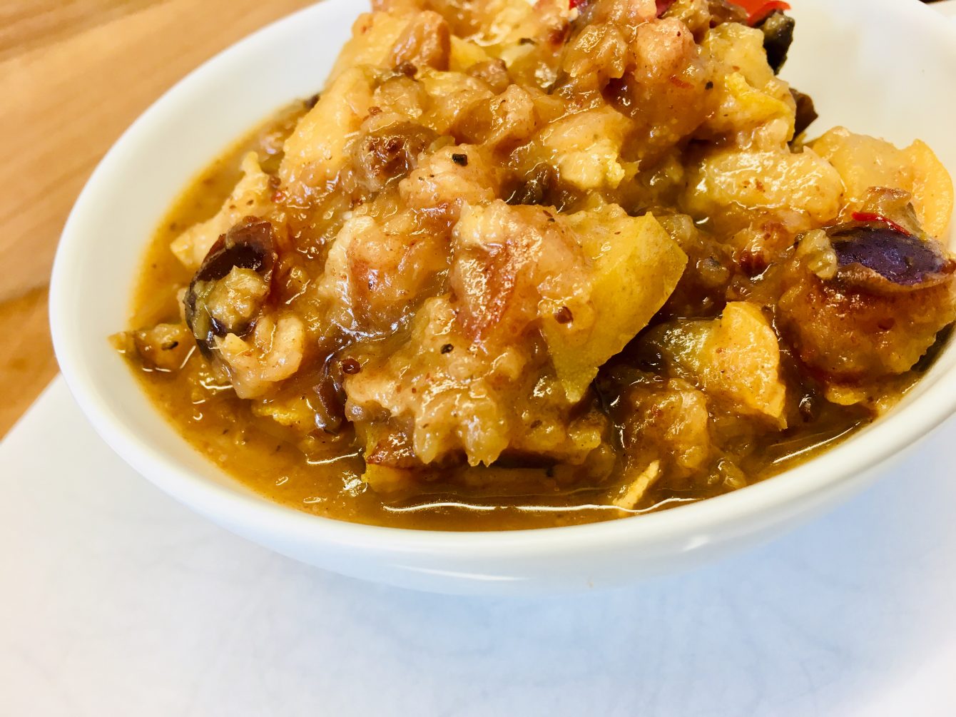 Birnen Chutney mit Datteln und Chili