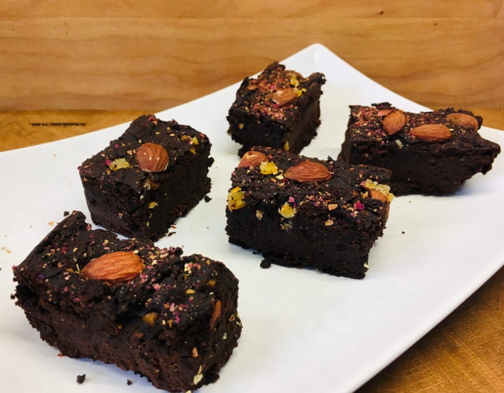 Bohnen Brownies mit Orangen und Chili