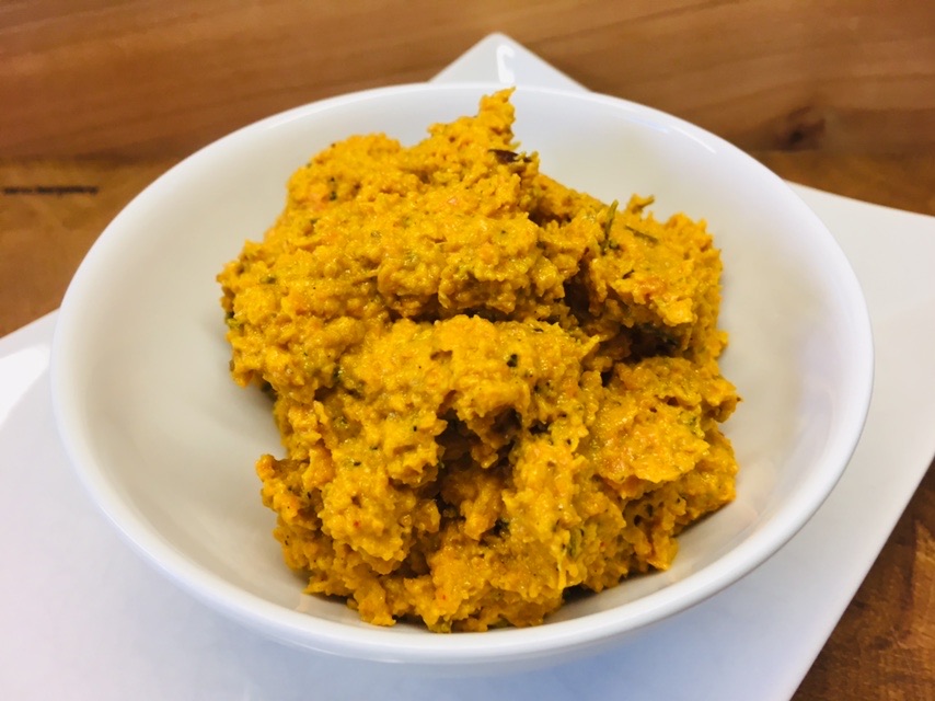 Karotten Dip mit Feigen und Chili