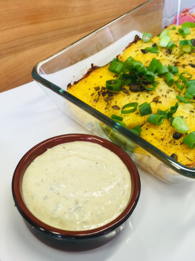 Knuspriger Kartoffel Püree mit Cashew Kapern Aioli