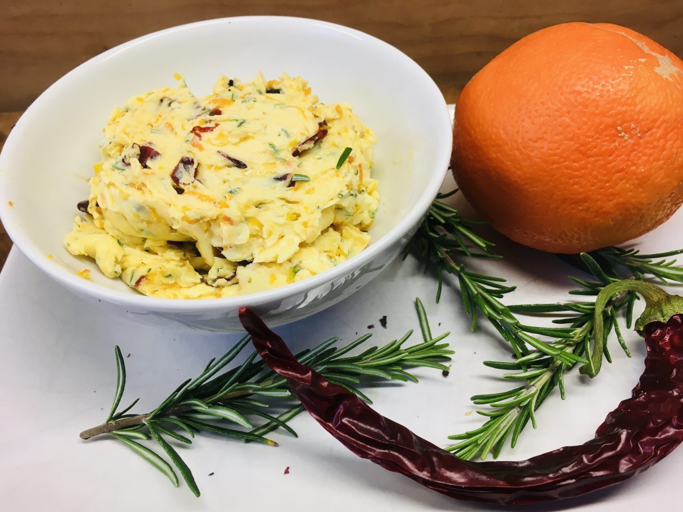 Orangen Chili Butter mit Rosmarin