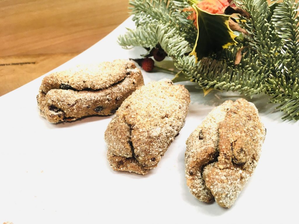 Stollen-Konfekt mit Dattel-Marzipan-Füllung