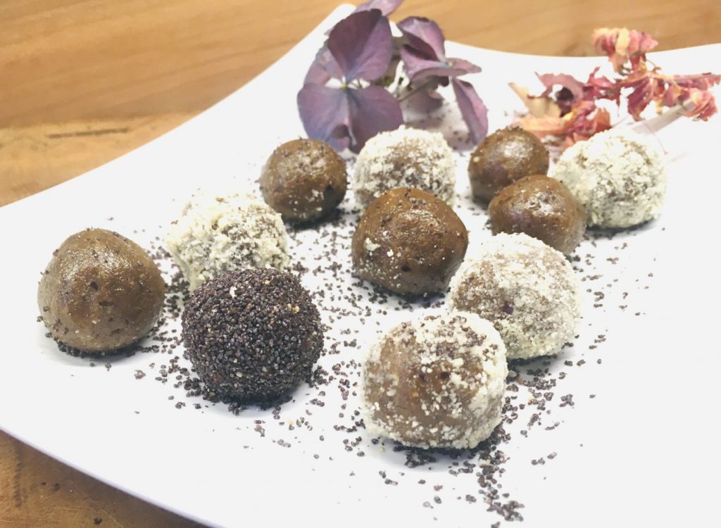 Mandel Mohn Marzipan Kugeln