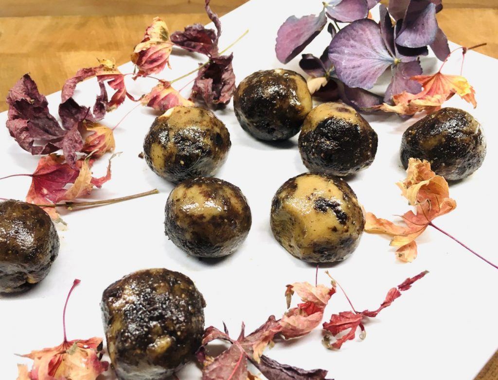 Haselnuss Schoko Halva Trüffel