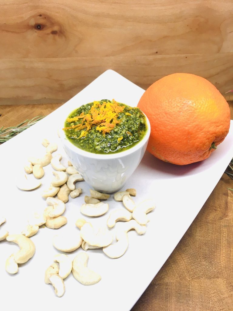 Pistazien Minze Pesto mit Orangen