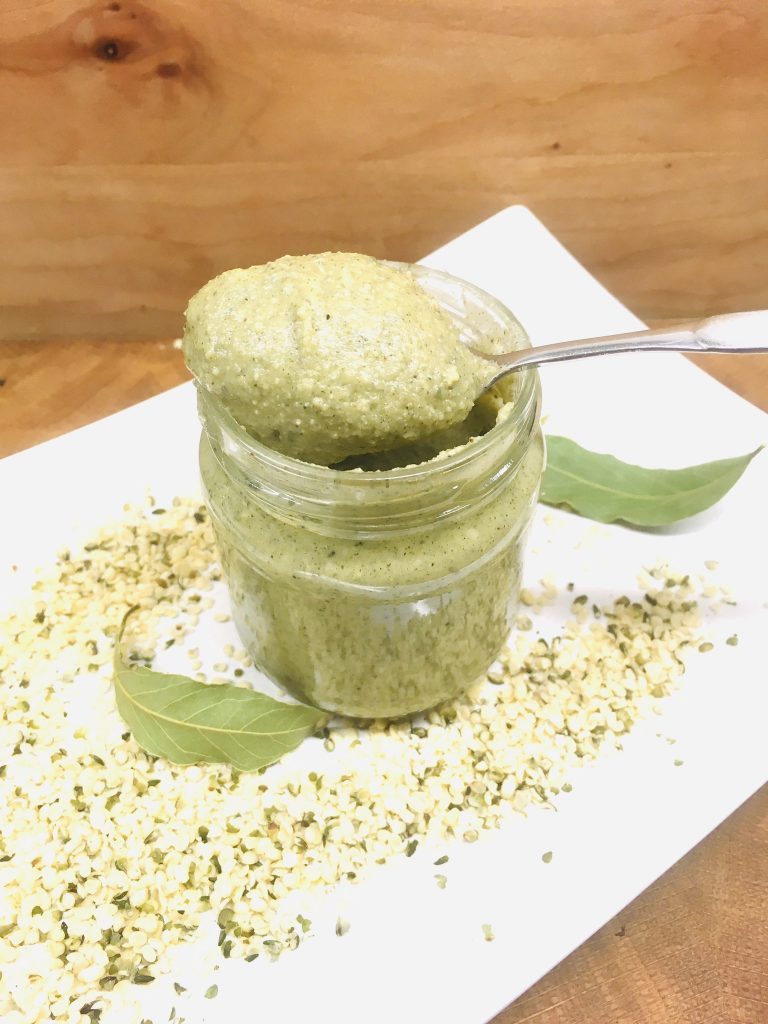 Gesundes Nussmus aus Hanfsamen