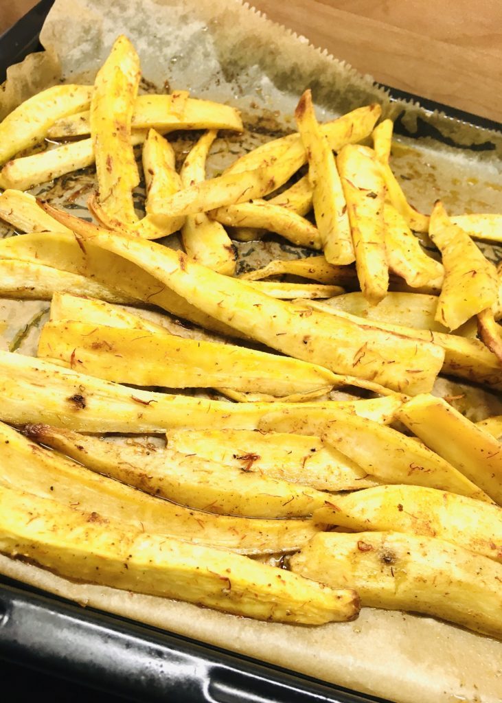 Pastinaken und Süßkartoffel Pommes