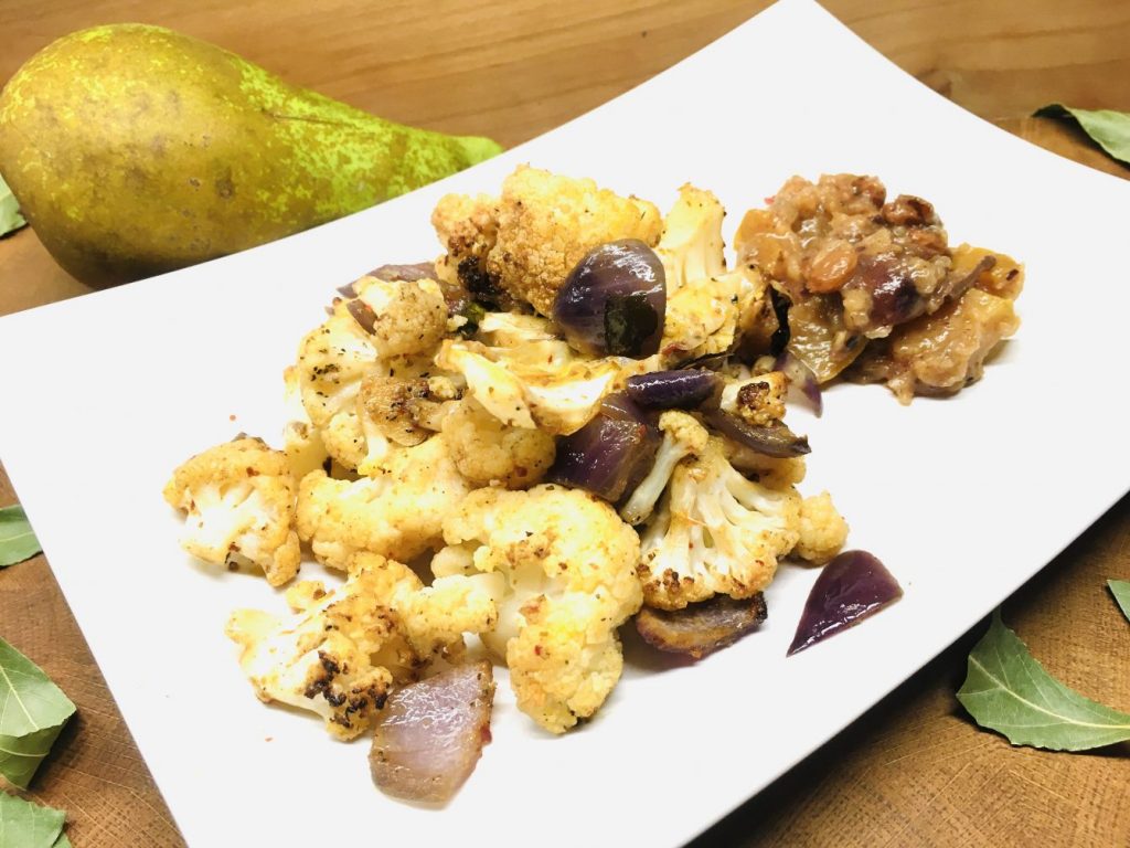 Gerösteter Blumenkohl mit Birnen Chutney