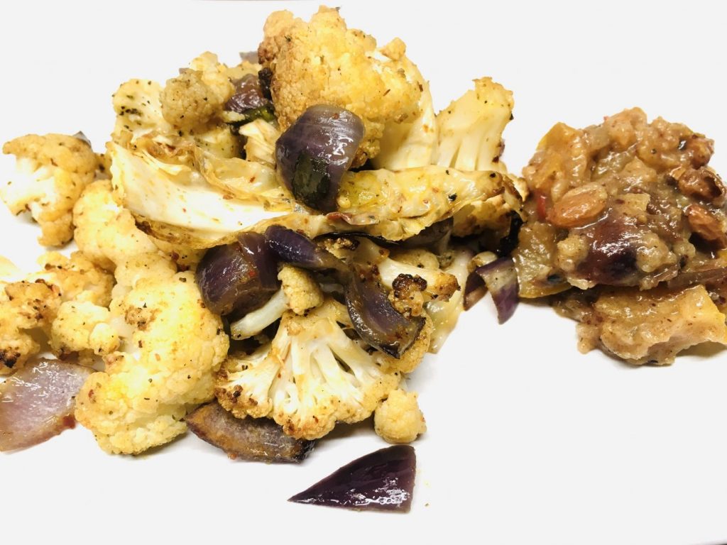 Gerösteter Blumenkohl mit Birnen Chutney