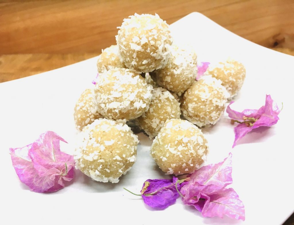 Fake Rafaello Snowballs aus Mandel und Kokos 