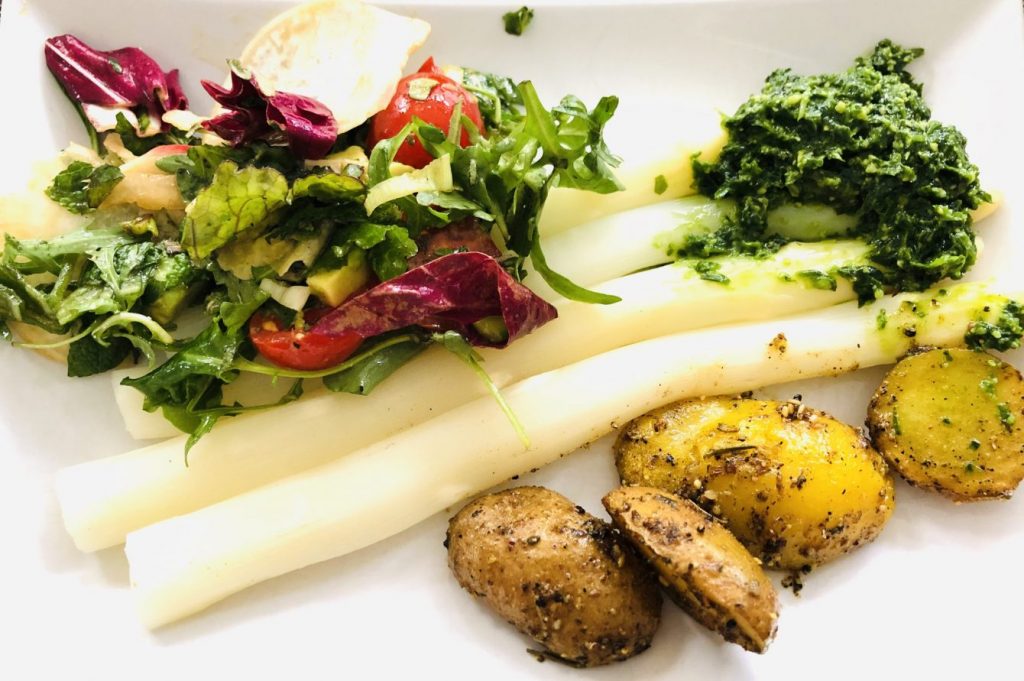 Spargel mit Bärlauch Pesto
