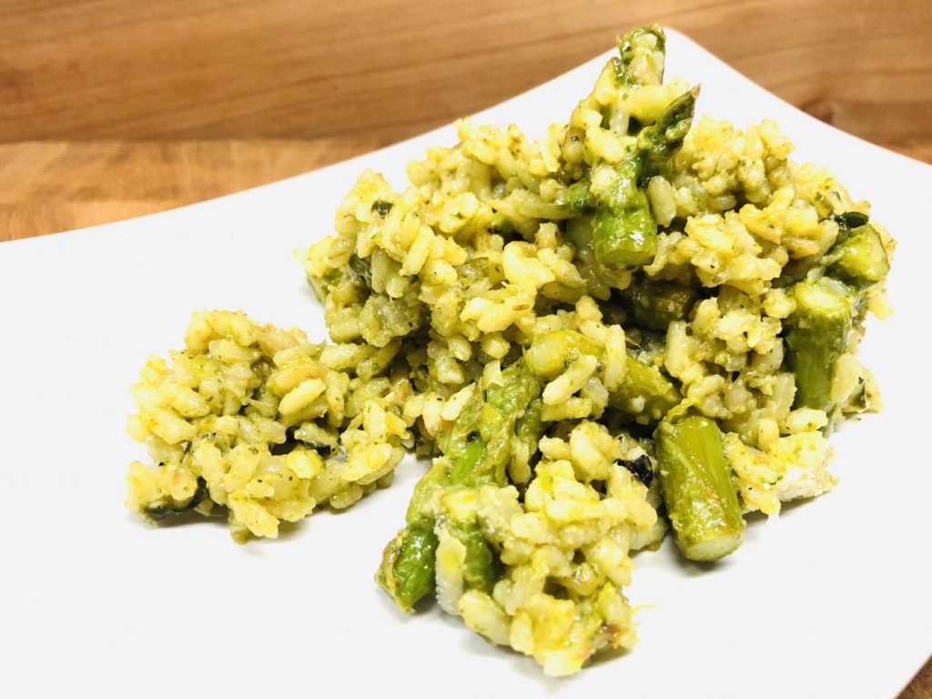 Spargel Risotto mit Bärlauch und karamellisiertem grünem Spargel