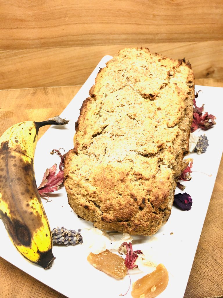 Bananen Brot mit kandiertem Ingwer
