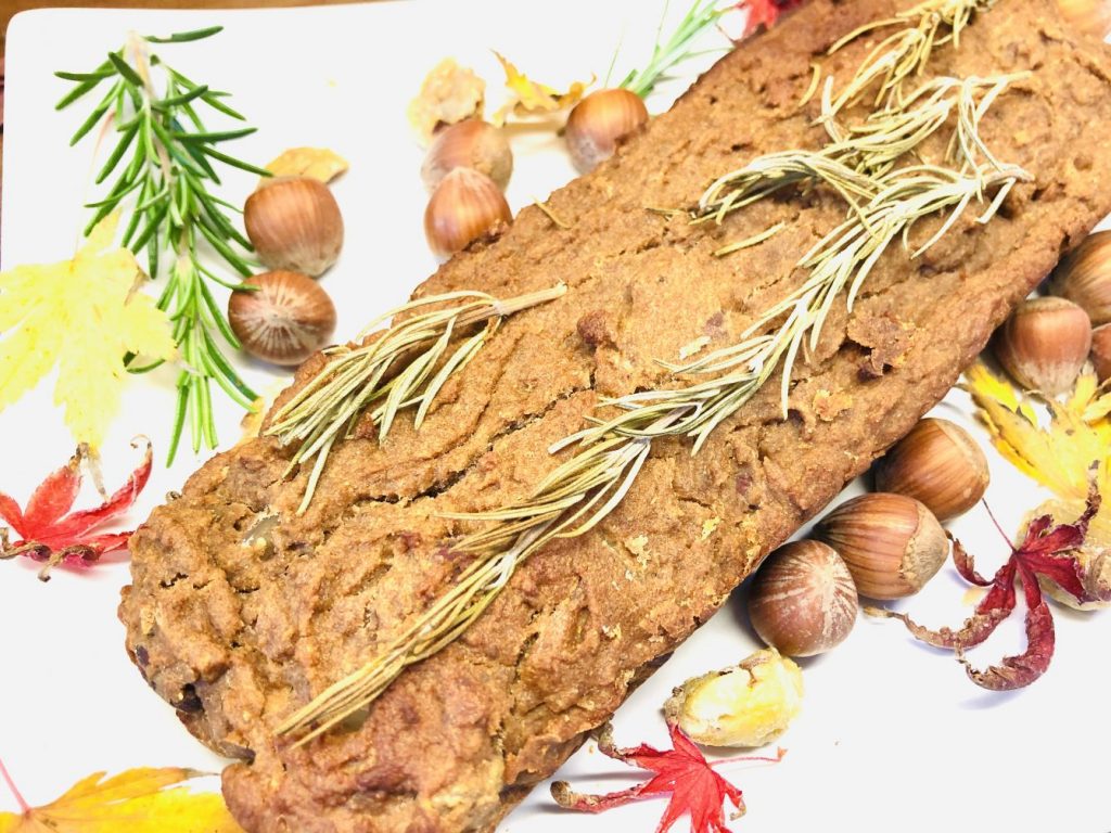 Kastanien Brot mit Maronen und Haselnüssen