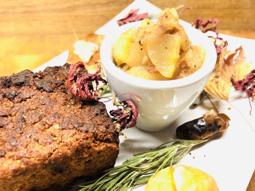 Dattel Birnen Relish mit Maronen