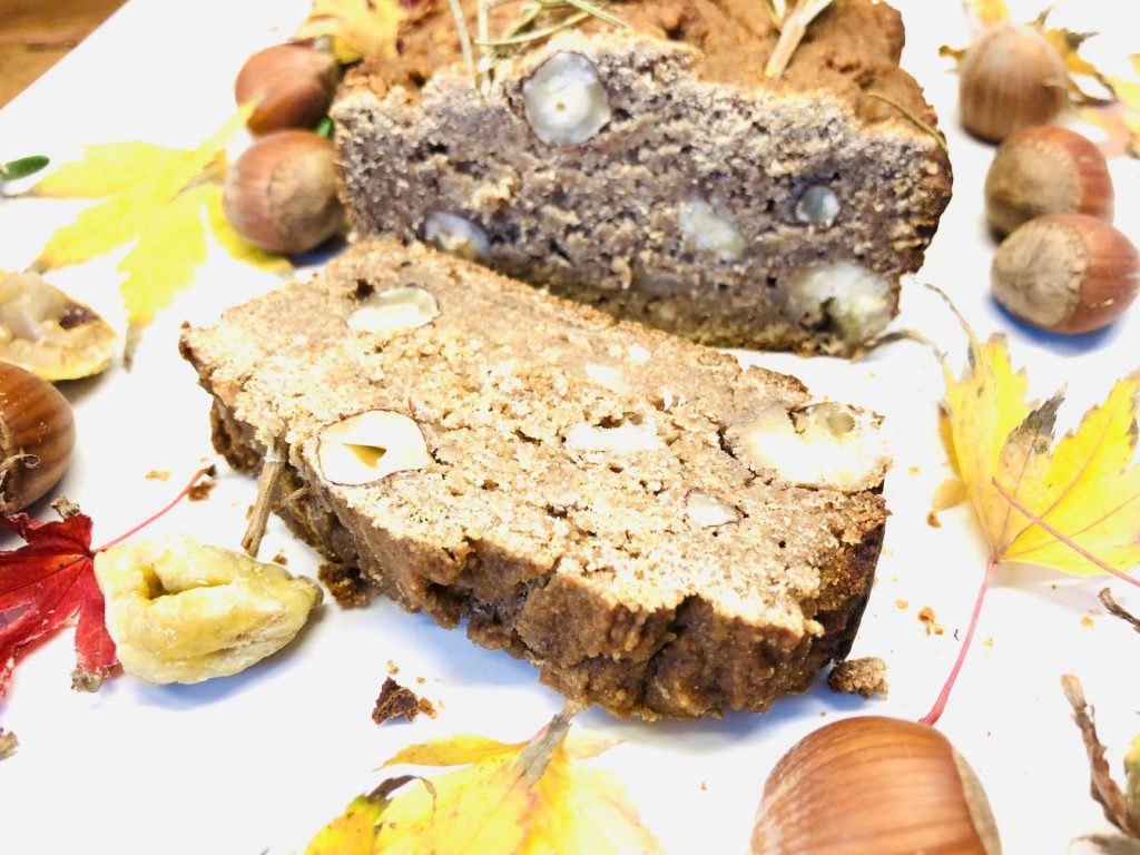 Kastanien Brot mit Maronen und Haselnüssen